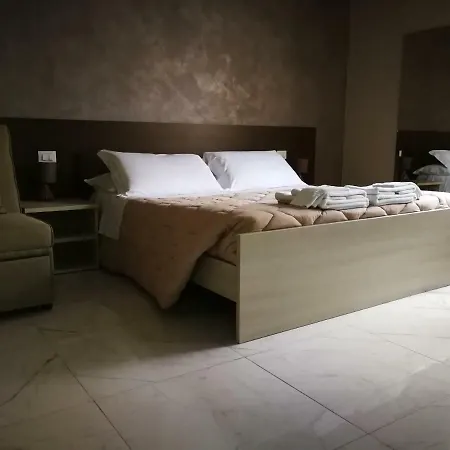 Le Mura Nocleg ze śniadaniem 3*